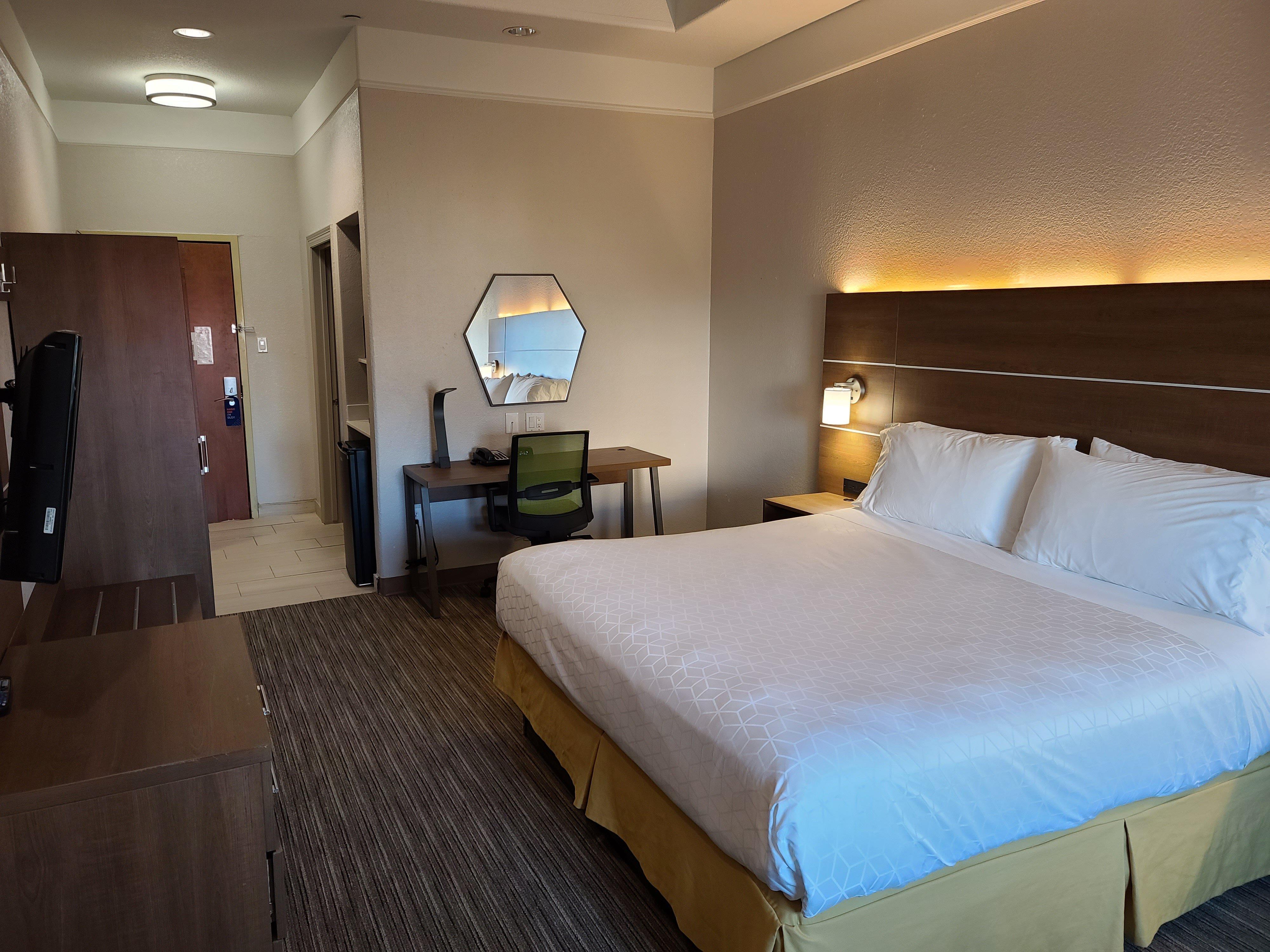Holiday Express West-seawall By Ihg Hotel Galveston