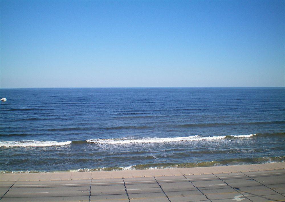 Express West-seawall By Ihg Hotel 3*