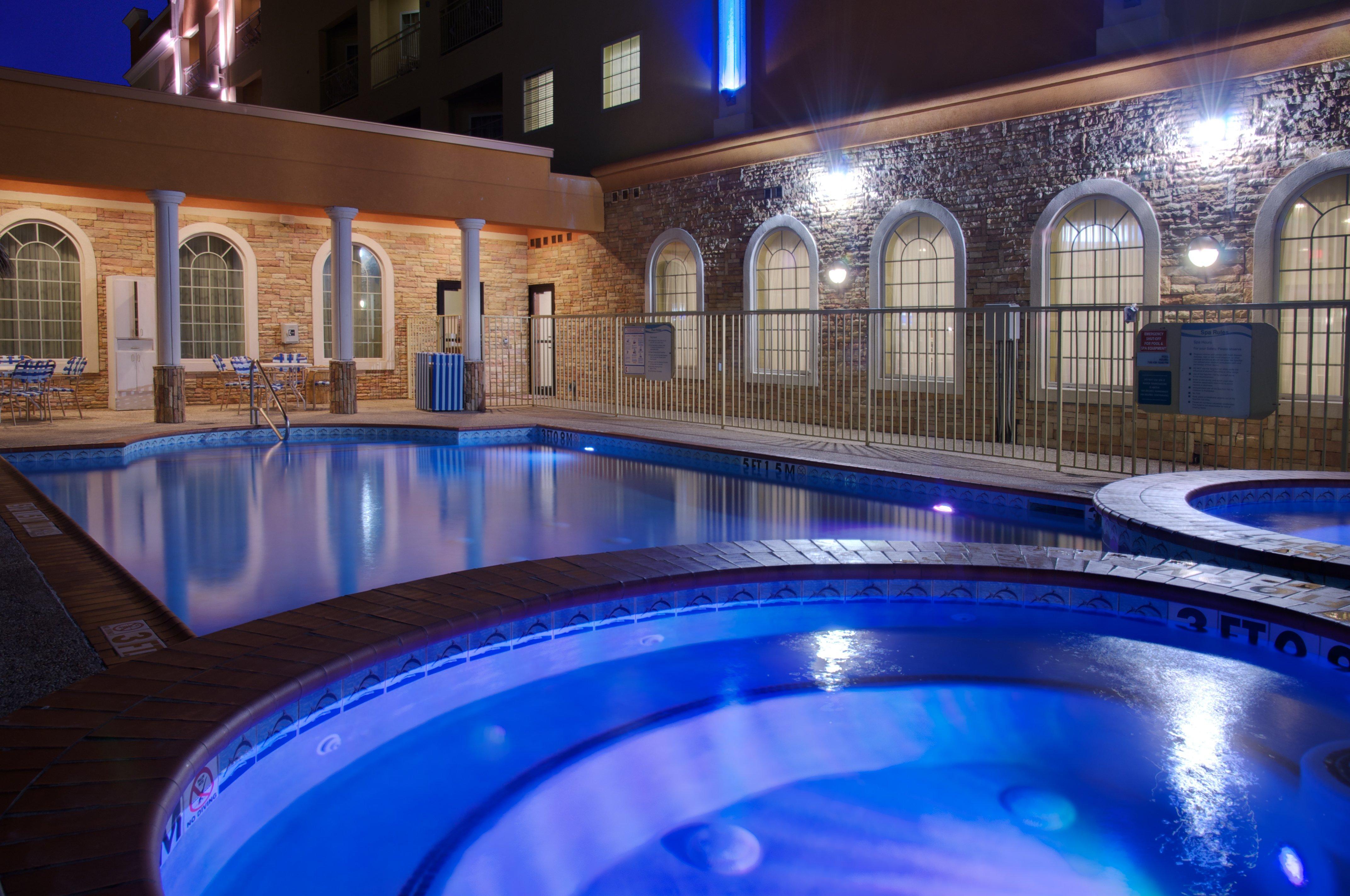 Express West-seawall By Ihg Hotel 3*