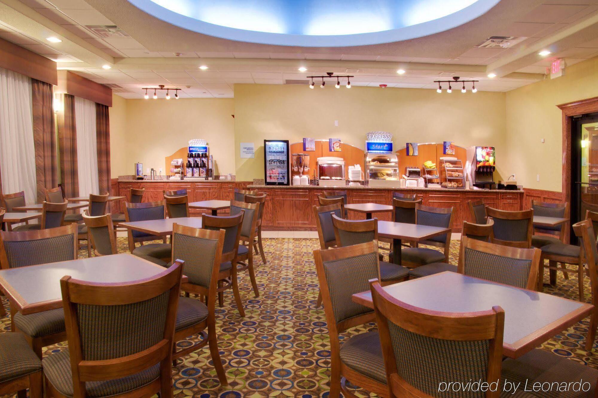 Hotel Express West-seawall By Ihg Galveston