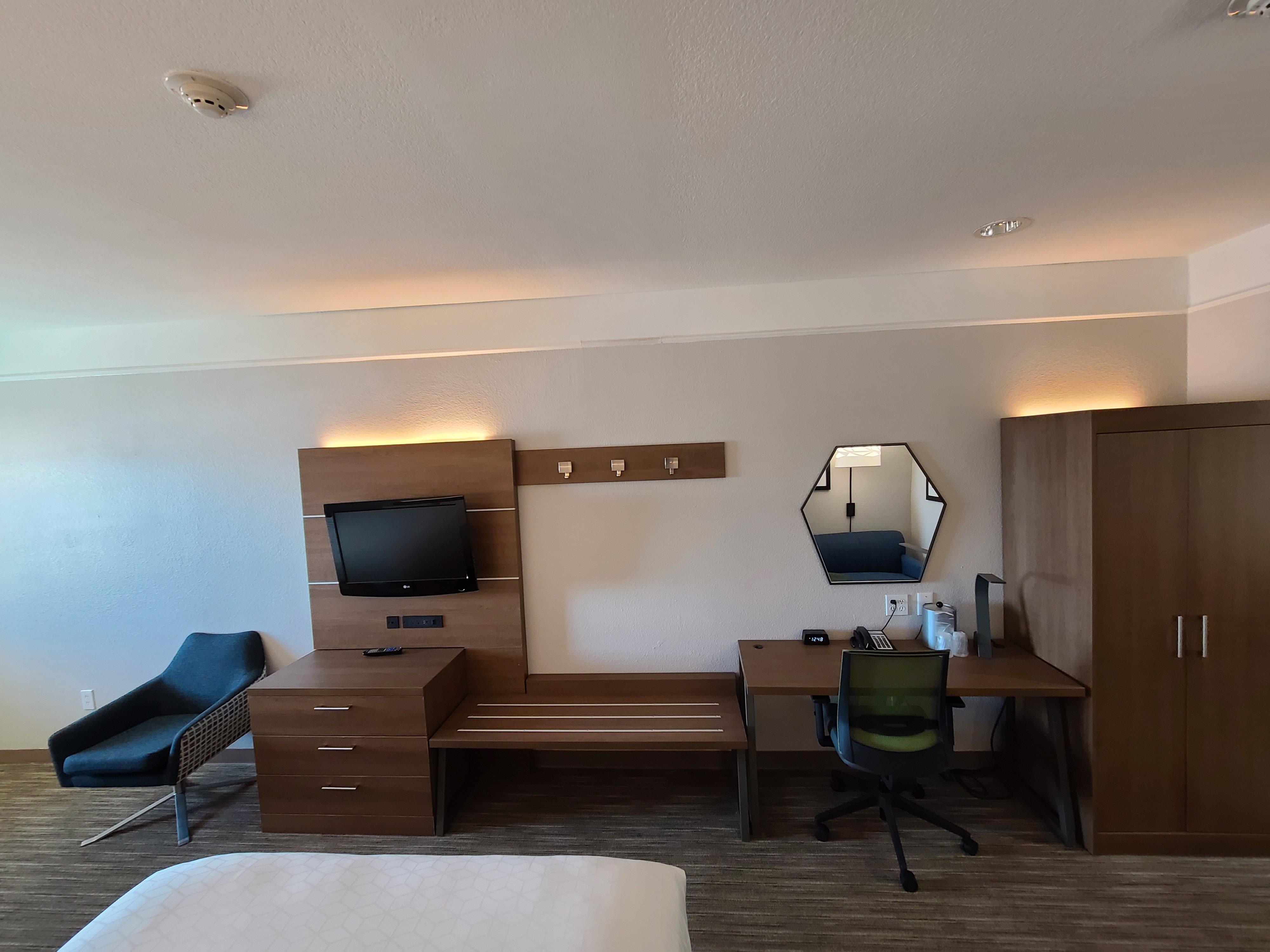 Holiday Express West-seawall By Ihg 3*